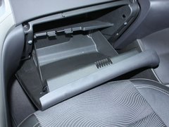 2012款 XT 1.6T 自动 新锐运动型