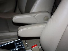 2012款 2.4L 自动 两驱精英型 5座