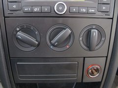 2012款 1.6L 手动 典藏版