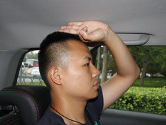 2012款 1.5L 手动 两驱精英型 5座