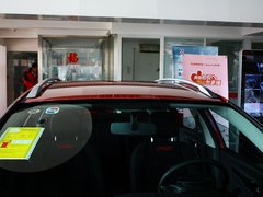2012款 两厢 2.0L 自动 乐炫型