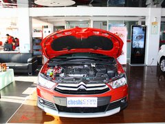 2012款 两厢 2.0L 自动 乐炫型