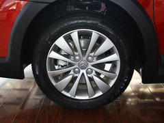 2012款 两厢 2.0L 自动 乐炫型