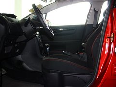 2012款 两厢 2.0L 自动 乐炫型