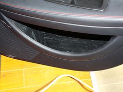 2012款 两厢 2.0L 自动 乐炫型