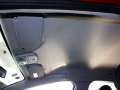 2012款 两厢 2.0L 自动 乐炫型