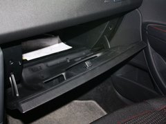 2012款 两厢 2.0L 自动 乐炫型