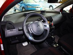 2012款 两厢 2.0L 自动 乐炫型