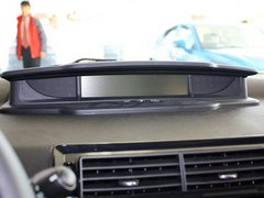 2012款 两厢 2.0L 自动 乐炫型