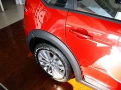 2012款 两厢 2.0L 自动 乐炫型