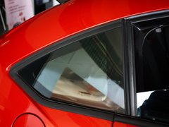 2012款 两厢 2.0L 自动 乐炫型
