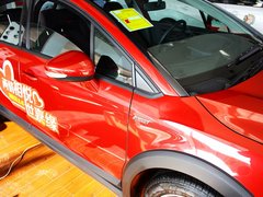 2012款 两厢 2.0L 自动 乐炫型