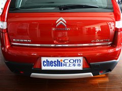 2012款 两厢 2.0L 自动 乐炫型