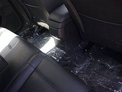 2012款 两厢 2.0L 自动 乐骋型