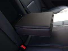 2012款 两厢 2.0L 自动 乐骋型