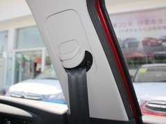 2012款 两厢 2.0L 自动 乐骋型