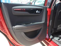 2012款 两厢 2.0L 自动 乐骋型