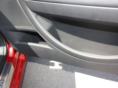 2012款 两厢 2.0L 自动 乐骋型