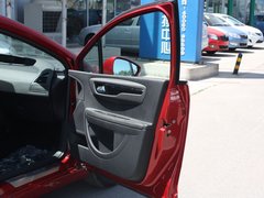 2012款 两厢 2.0L 自动 乐骋型