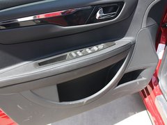 2012款 两厢 2.0L 自动 乐骋型