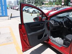 2012款 两厢 2.0L 自动 乐骋型
