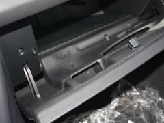 2012款 两厢 2.0L 自动 乐骋型