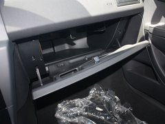 2012款 两厢 2.0L 自动 乐骋型
