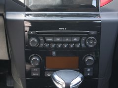 2012款 两厢 2.0L 自动 乐骋型