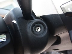 2012款 两厢 2.0L 自动 乐骋型