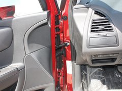 2012款 两厢 2.0L 自动 乐骋型