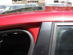 2012款 两厢 2.0L 自动 乐骋型