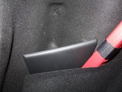 2012款 两厢 2.0L 自动 乐骋型