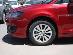 2012款 两厢 2.0L 自动 乐骋型