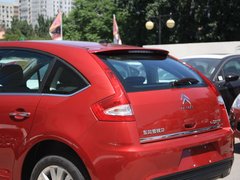 2012款 两厢 2.0L 自动 乐骋型