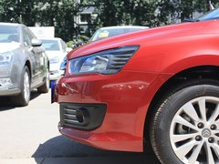 2012款 两厢 2.0L 自动 乐骋型