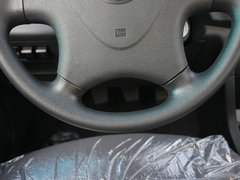 2012款 1.0 手动 两厢标准型