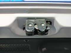 2012款 1.0 手动 两厢标准型