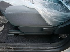 2012款 1.0 手动 两厢标准型