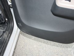 2012款 1.0 手动 两厢标准型