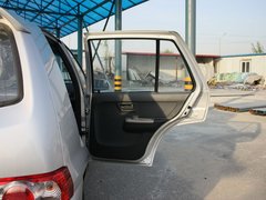 2012款 1.0 手动 两厢标准型