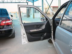 2012款 1.0 手动 两厢标准型