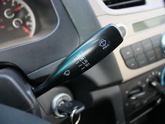 2012款 1.0 手动 两厢标准型
