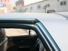 2012款 1.0 手动 两厢标准型
