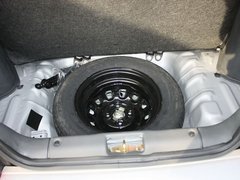 2012款 1.0 手动 两厢标准型