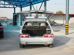2012款 1.0 手动 两厢标准型