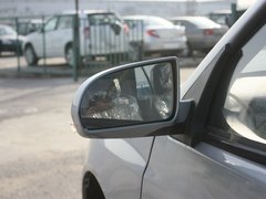 2012款 1.0 手动 两厢标准型