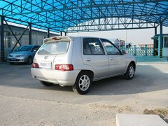 2012款 1.0 手动 两厢标准型