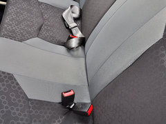 2012款 1.0 手动 三厢基本型