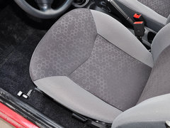 2012款 1.0 手动 三厢基本型