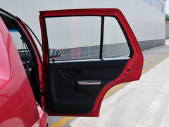 2012款 1.0 手动 三厢基本型